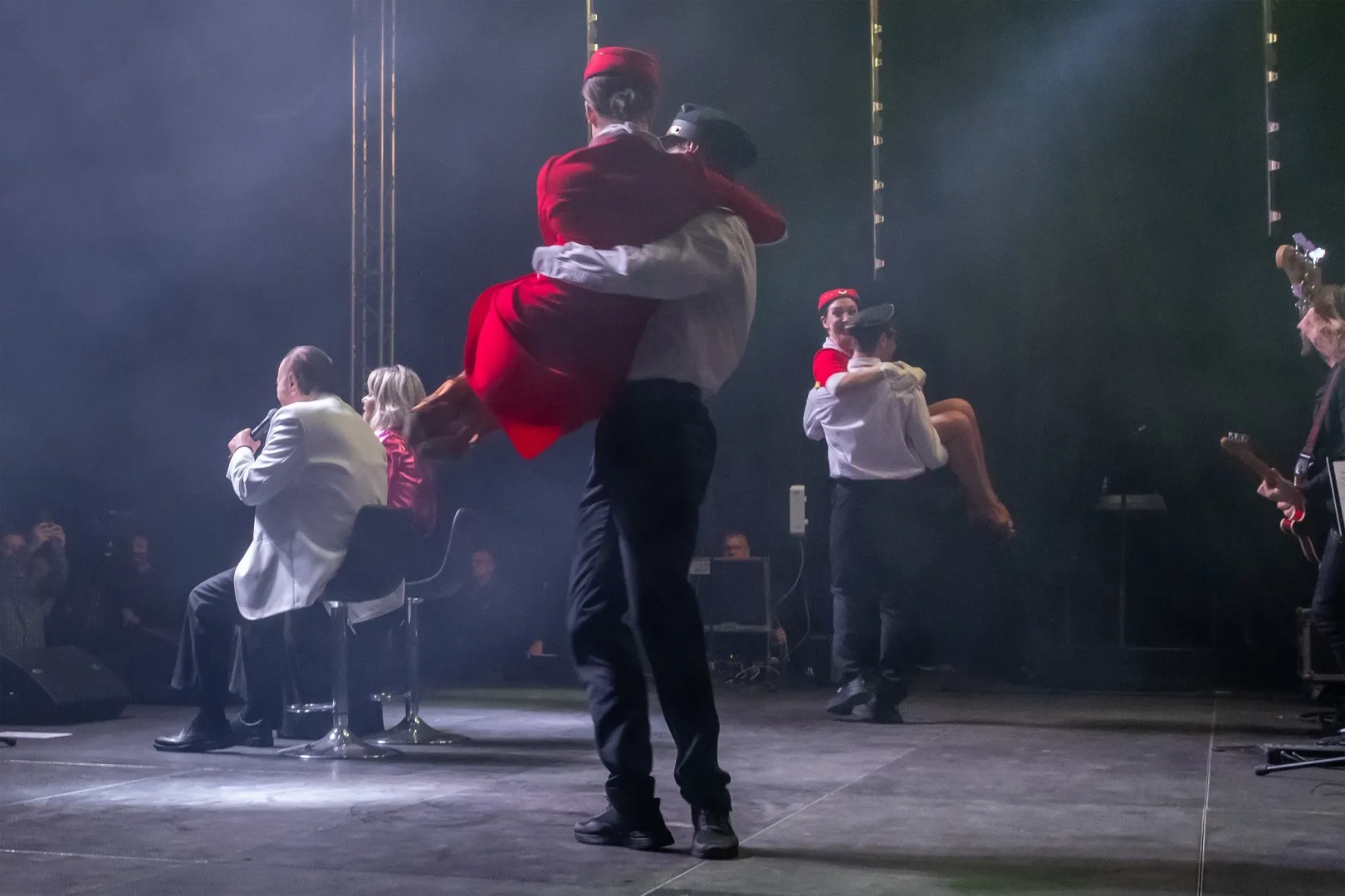 The performance of György Korda and Klári Balázs filled the dance hall (Photos: András Adorján, Máté Dudás)